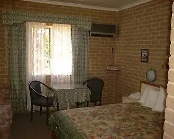 Grand Manor Motor Inn Queanbeyan 3*,  Australien