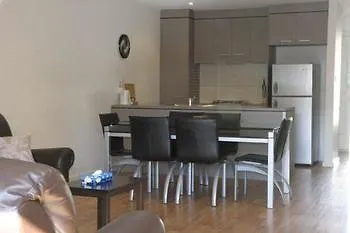 Motel Grand Manor Motor Inn Queanbeyan